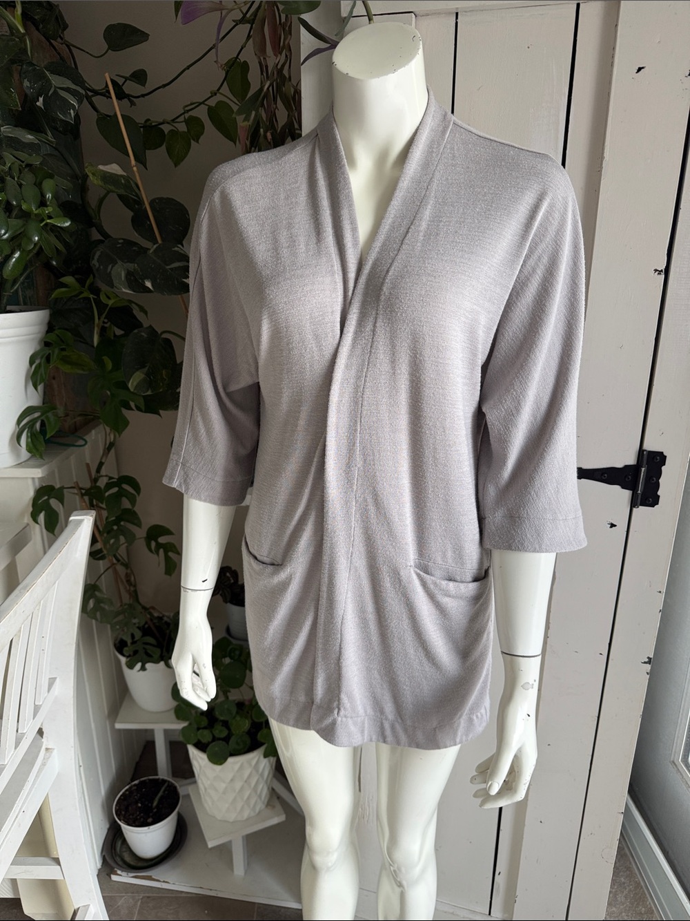Aritzia Wilfred free S Open-Front light Gray Women's Cardigan Sweater 
GUC